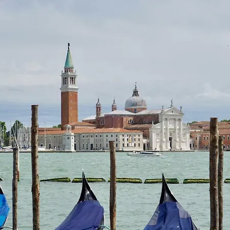 Veneziacentopercento Alle Ancore Lägenhet